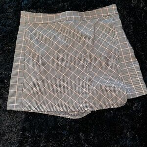 Twill Black and Pink Skort